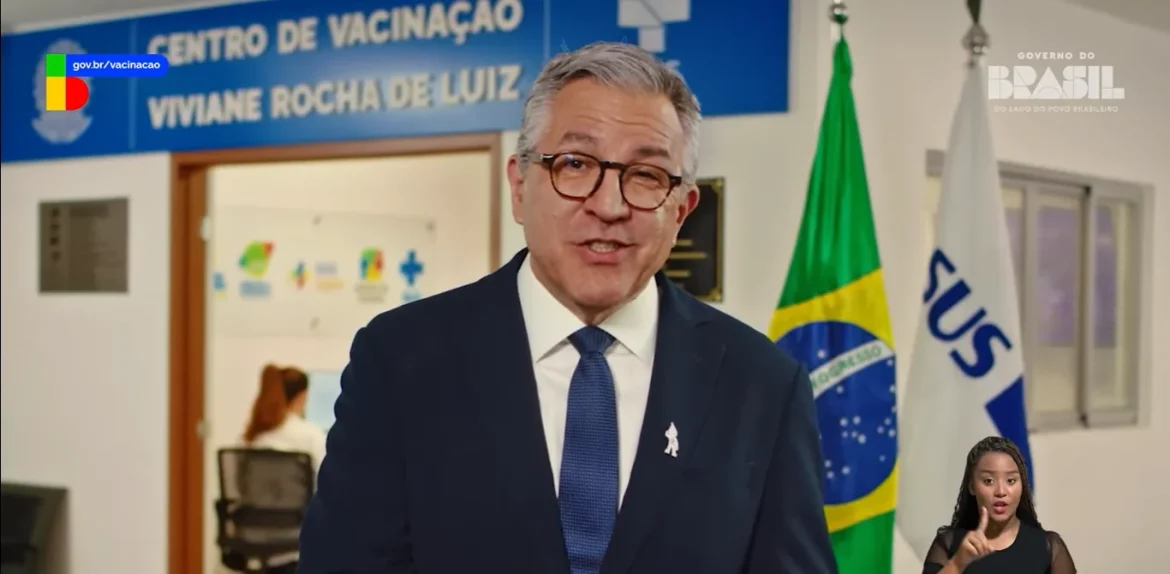 ‘nao-vamos-negar-aos-nossos-filhos-o-direito-a-vacina’,-diz-padilha-em-pronunciamento ‘nao-vamos-negar-aos-nossos-filhos-o-direito-a-vacina’,-diz-padilha-em-pronunciamento