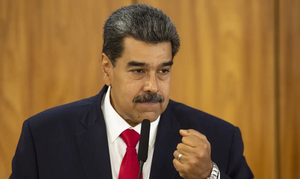 maduro-diz-que-plano-de-defesa-contra-ameacas-dos-eua-foi-acionado-em-todos-os-estados-da-venezuela maduro-diz-que-plano-de-defesa-contra-ameacas-dos-eua-foi-acionado-em-todos-os-estados-da-venezuela