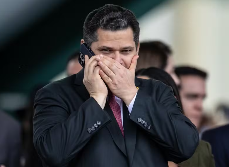 alcolumbre-indica-que-nao-aceitaria-cargos-nos-correios-em-troca-de-pacheco-no-stf-e-aguarda-contato-de-lula alcolumbre-indica-que-nao-aceitaria-cargos-nos-correios-em-troca-de-pacheco-no-stf-e-aguarda-contato-de-lula