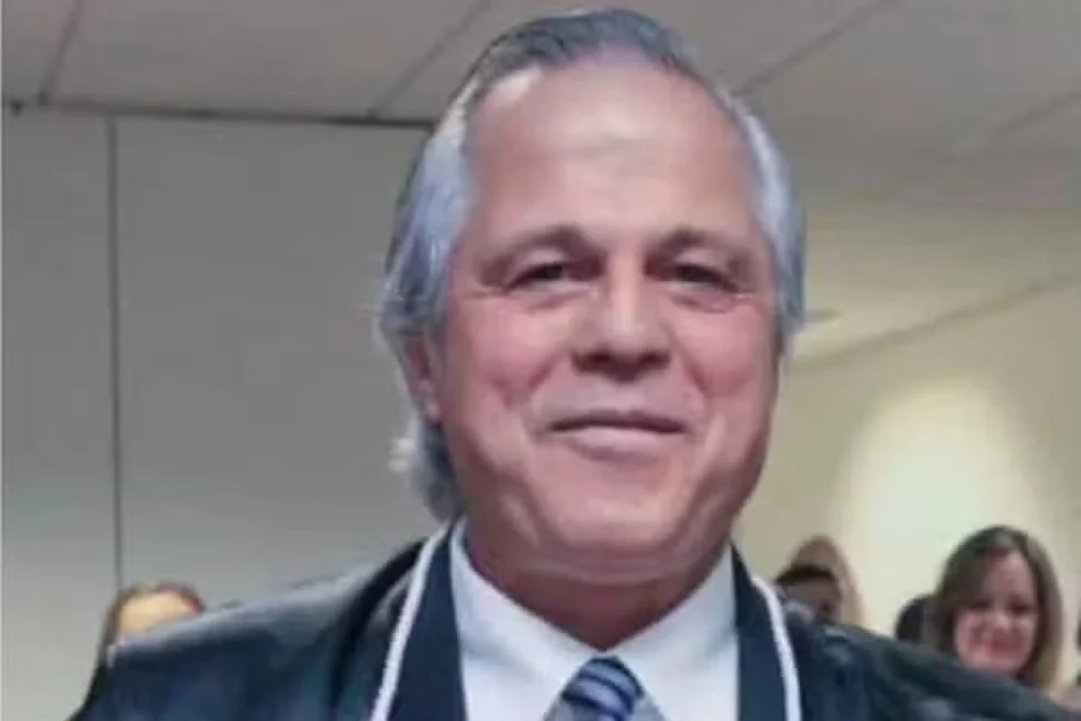 desembargador-que-disse-que-‘mulheres-estao-loucas’-recebeu-r$-1,8-milhao-sem-trabalhar desembargador-que-disse-que-‘mulheres-estao-loucas’-recebeu-r$-1,8-milhao-sem-trabalhar