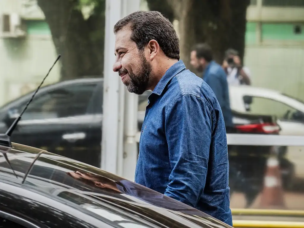 psol-nao-descarta-boulos-em-disputa-eleitoral-para-o-senado-em-2026 psol-nao-descarta-boulos-em-disputa-eleitoral-para-o-senado-em-2026