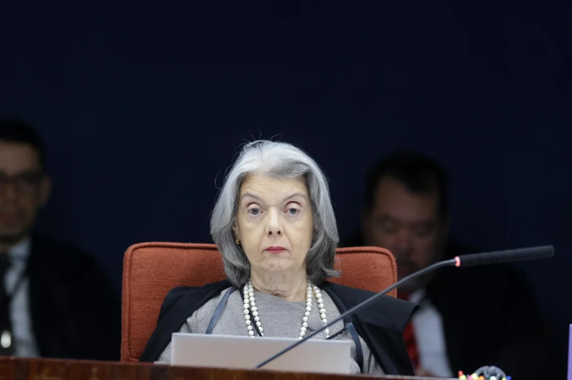 stf-forma-maioria-para-condenar-7-reus-do-nucleo-da-desinformacao stf-forma-maioria-para-condenar-7-reus-do-nucleo-da-desinformacao