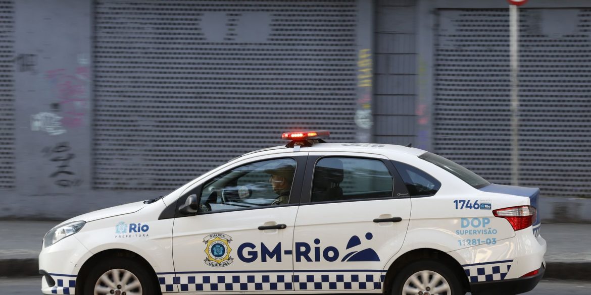 elite-da-guarda-municipal-que-atuara-armada-no-rio-recebe-treinamento elite-da-guarda-municipal-que-atuara-armada-no-rio-recebe-treinamento