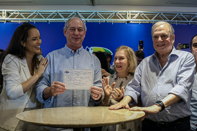ciro-gomes-retorna-ao-psdb-em-evento-em-fortaleza-e-fala-em-‘libertacao’-do-estado-do-ceara ciro-gomes-retorna-ao-psdb-em-evento-em-fortaleza-e-fala-em-‘libertacao’-do-estado-do-ceara