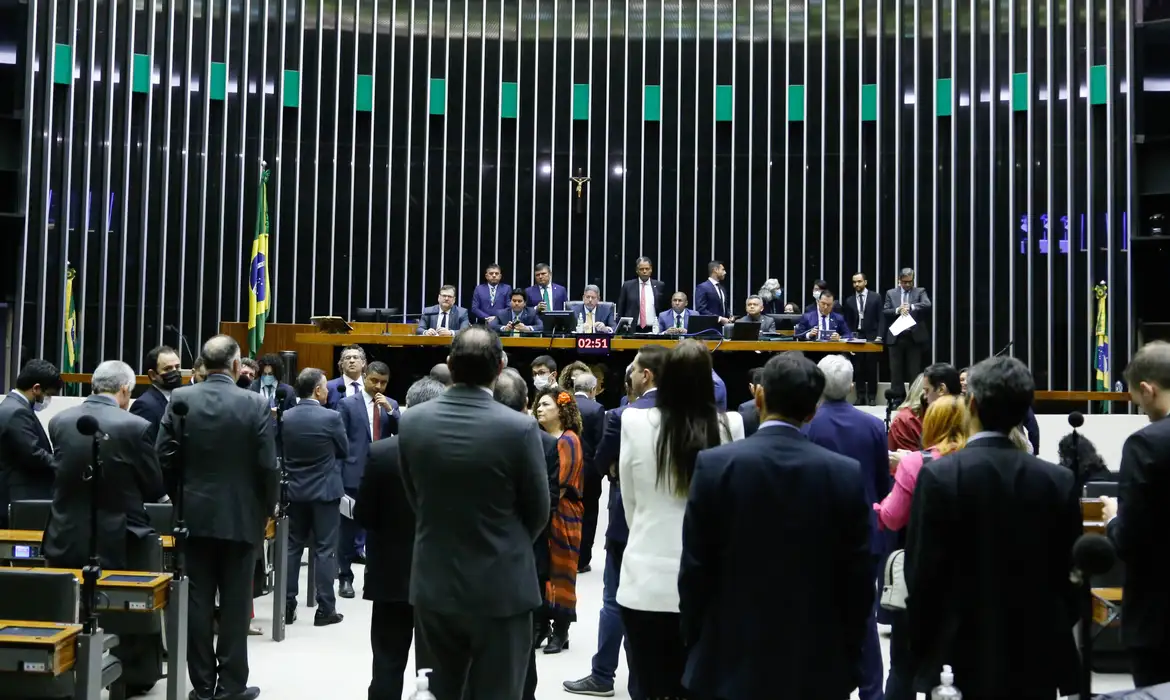 centrao-quer-recompor-orcamento-do-governo-para-evitar-corte-de-emendas centrao-quer-recompor-orcamento-do-governo-para-evitar-corte-de-emendas