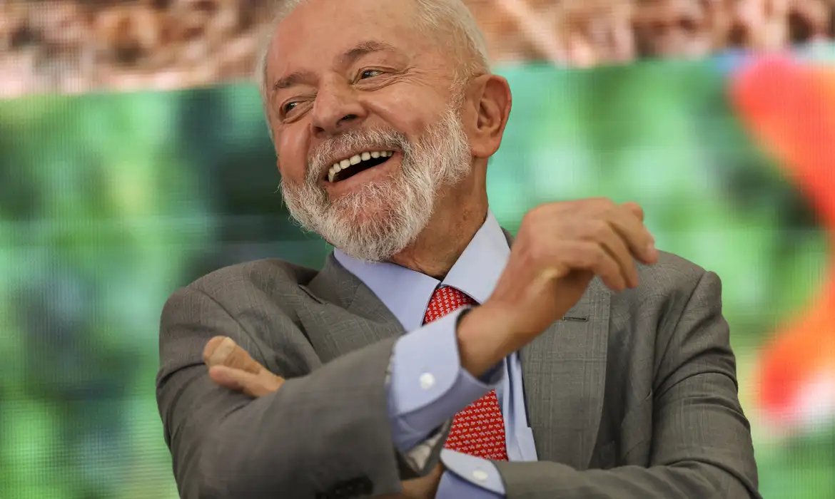 atlasintel:-lula-venceria-todos-no-1o-turno-e-tarcisio-perde-ate-para-haddad atlasintel:-lula-venceria-todos-no-1o-turno-e-tarcisio-perde-ate-para-haddad