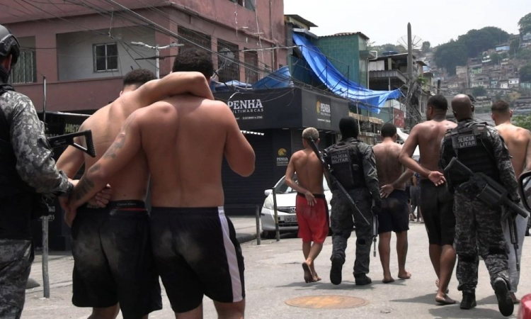 operacao-no-rio-de-janeiro-repercute-na-imprensa-internacional operacao-no-rio-de-janeiro-repercute-na-imprensa-internacional