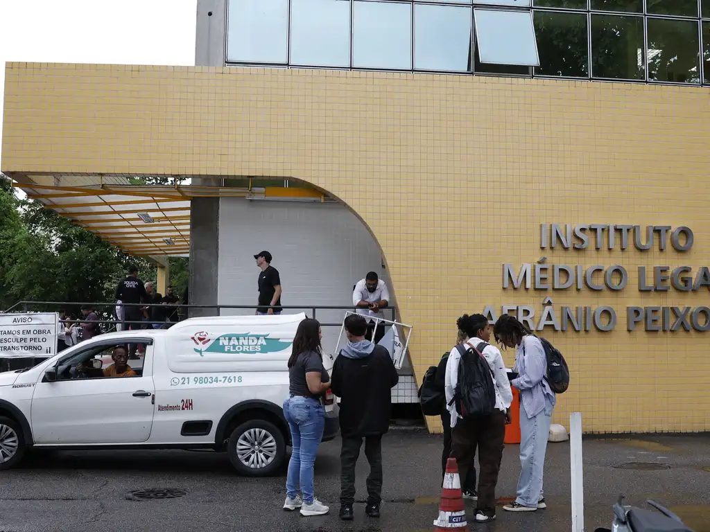 iml-identifica-100-dos-121-mortos-em-operacao-no-rio-de-janeiro iml-identifica-100-dos-121-mortos-em-operacao-no-rio-de-janeiro