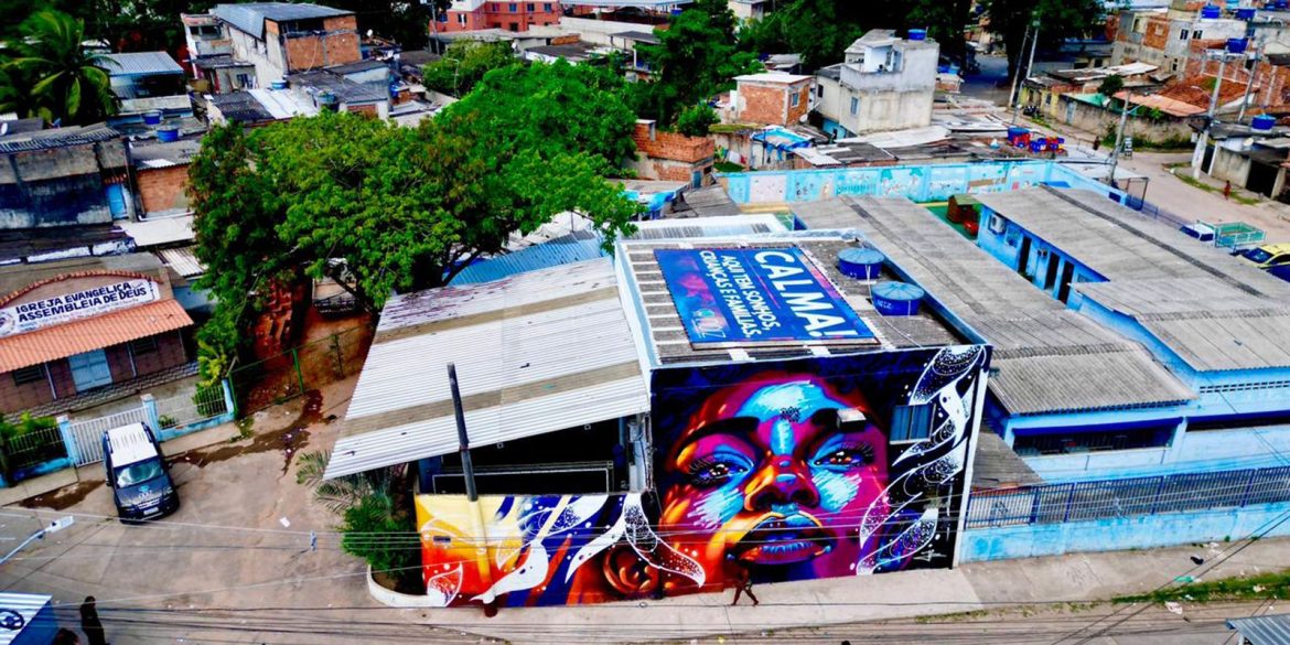 telhado-na-cidade-de-deus-diz:-“aqui-tem-criancas,-sonhos-e-familias” telhado-na-cidade-de-deus-diz:-“aqui-tem-criancas,-sonhos-e-familias”