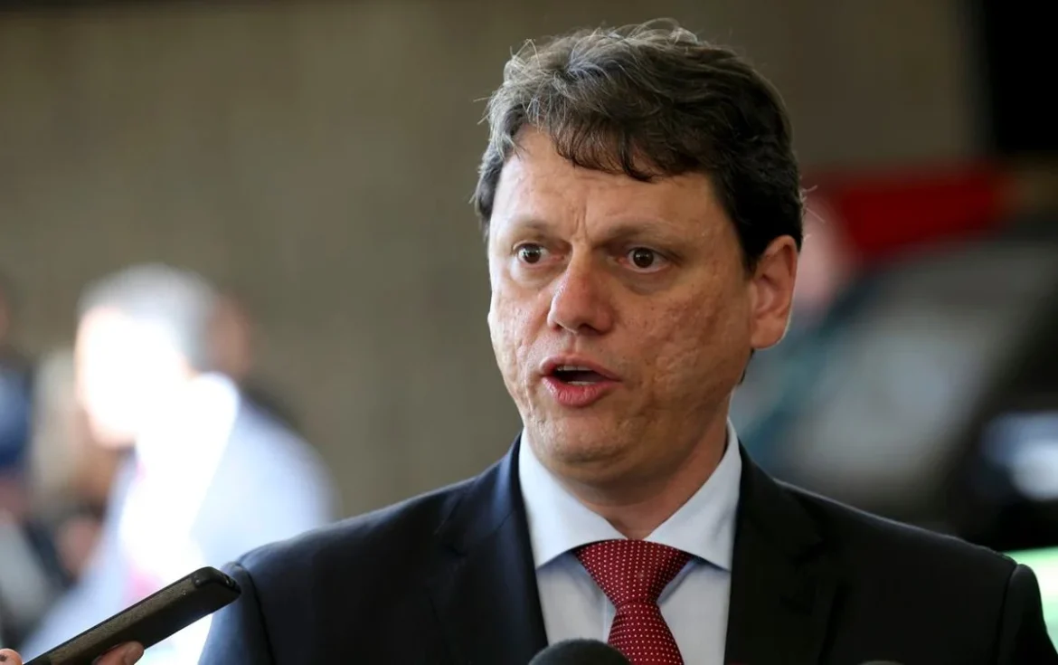 tarcisio-aumenta-cargos-de-confianca-na-comunicacao-em-ano-pre-eleitoral